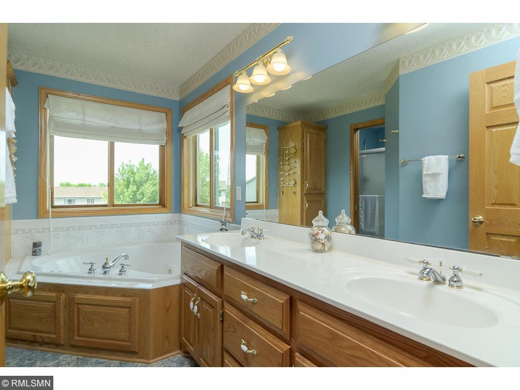 For Sale: 4186 Jason Ct NE Saint Michael, MN 55376