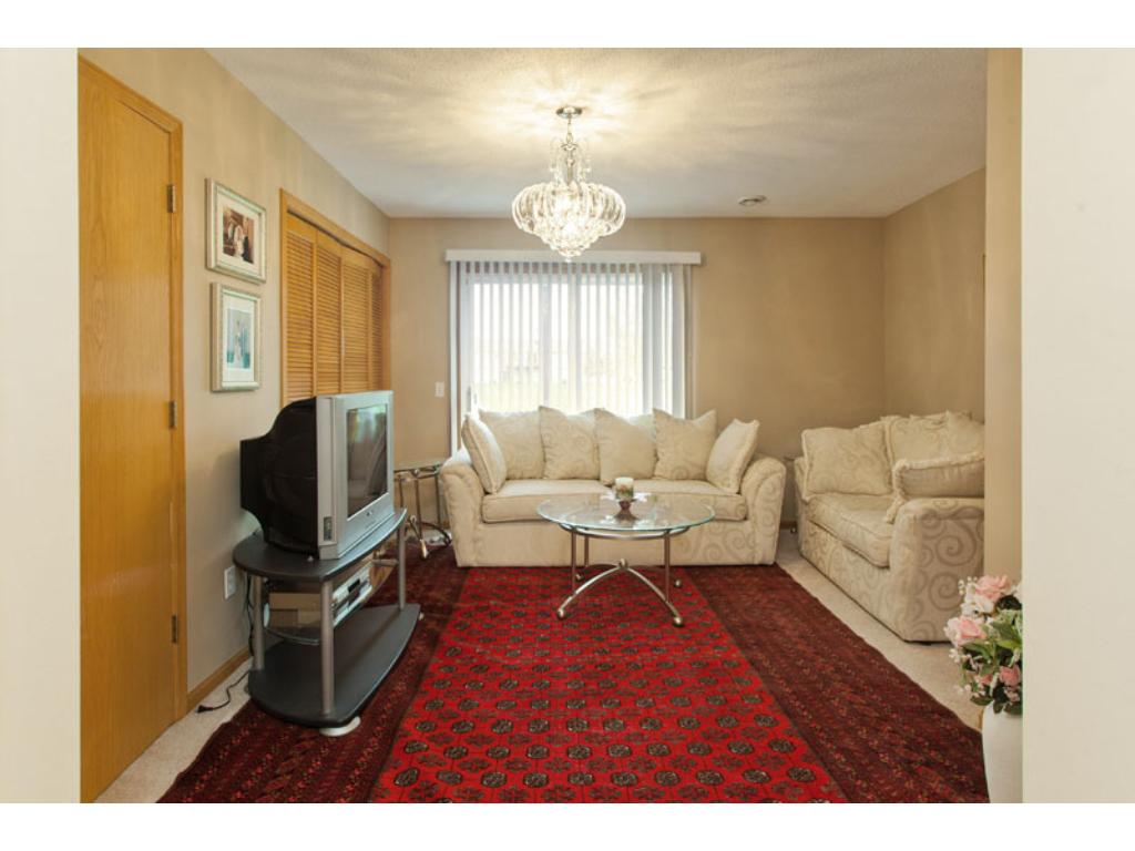 2076 Brittany Ct