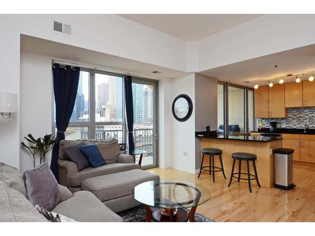 500 E Grant St #1806