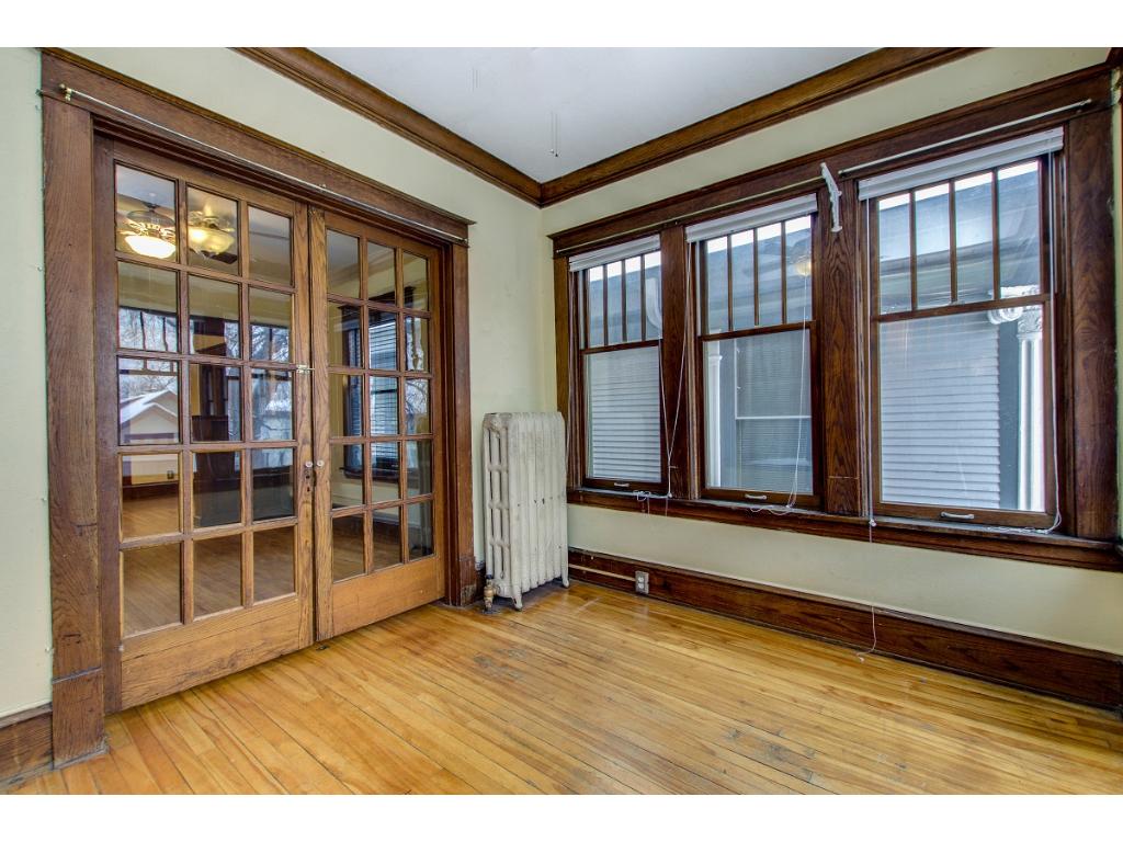 423 W 31st St #2