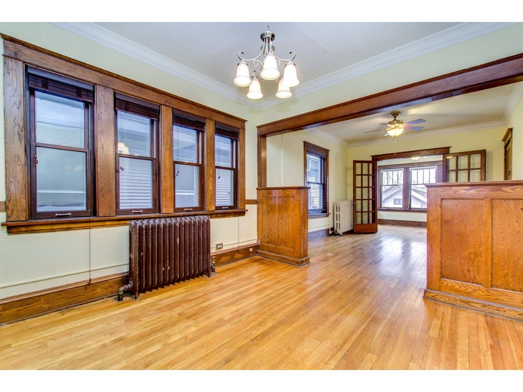 423 W 31st St #2