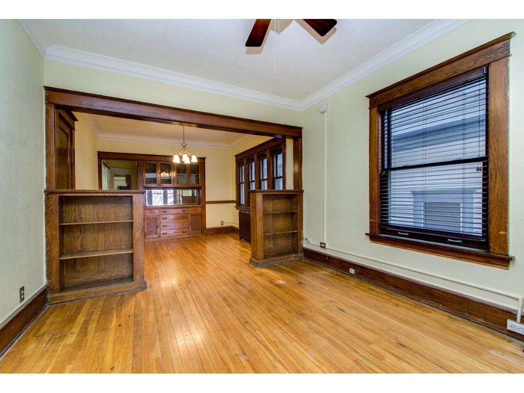 423 W 31st St #2