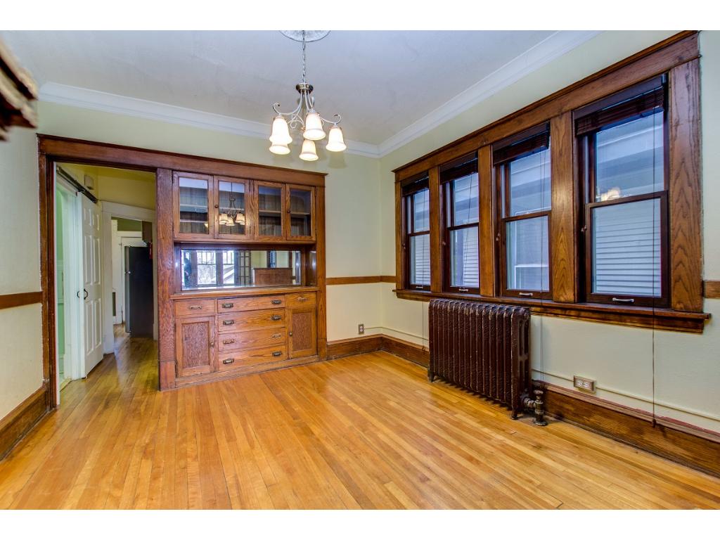 423 W 31st St #2