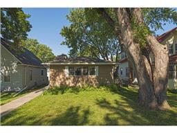 720 3rd Ave NE #208