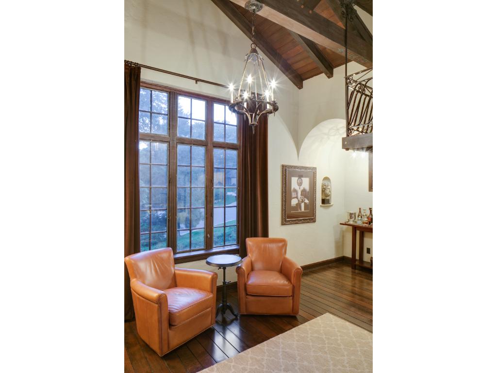 For Sale: 1307 Tyrol Trl Minneapolis, MN 55416