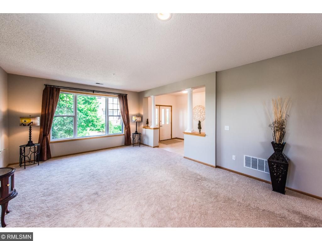 For Sale: 1550 Zarthan Ave S #500 Minneapolis, MN 55416