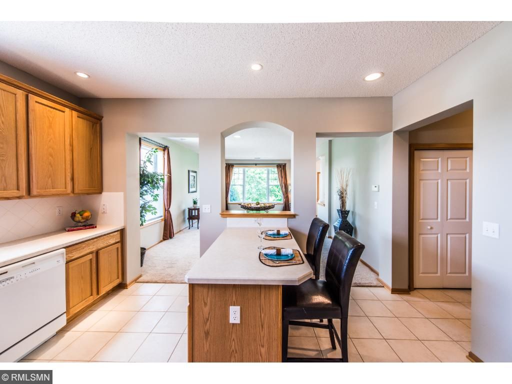 For Sale: 1550 Zarthan Ave S #500 Minneapolis, MN 55416