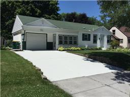 3808 26 12 Ave N