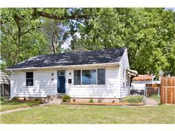 3808 26 12 Ave N