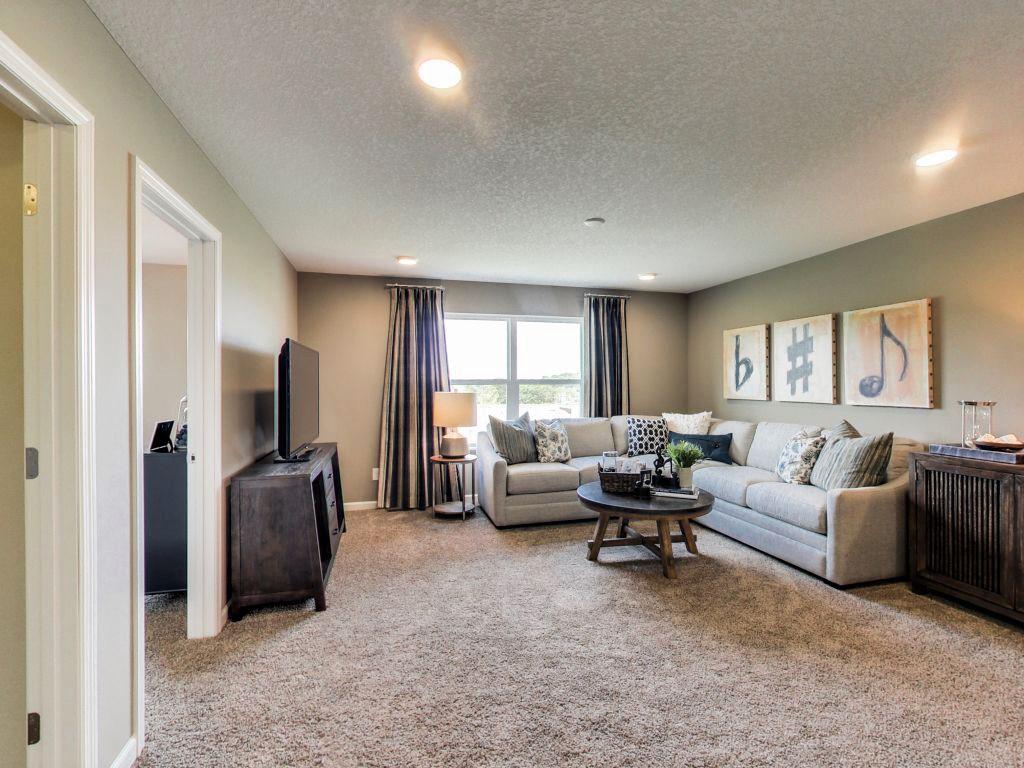 5365 Weston Ln N