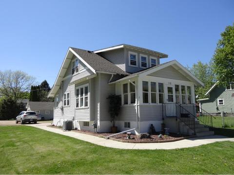 110 SW 4th St