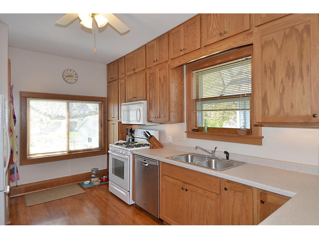 700 4th Ave SE