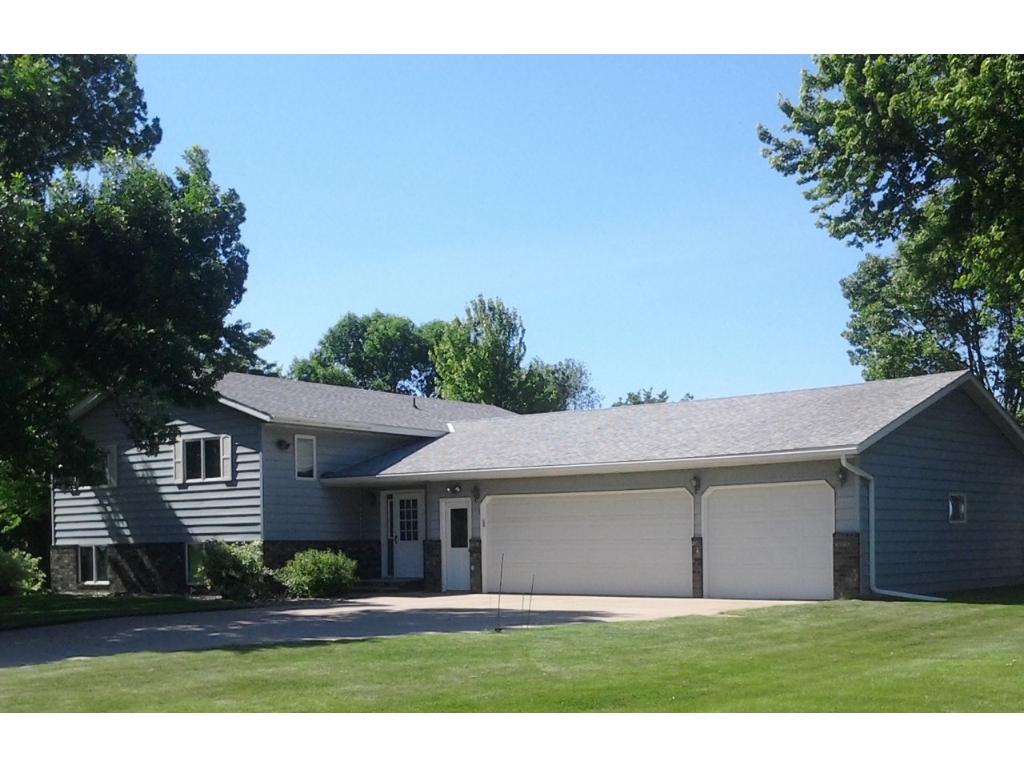 For Sale: 156 Shoreview Dr Cottonwood, MN 56229