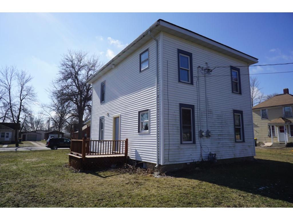 331 3rd Ave N