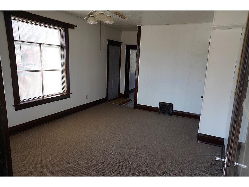 331 3rd Ave N