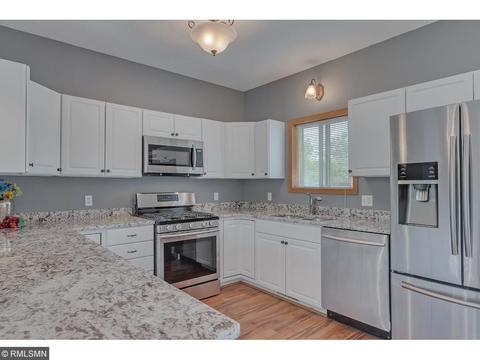 5544 Loganberry Cir