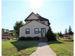 124 1st Ave N