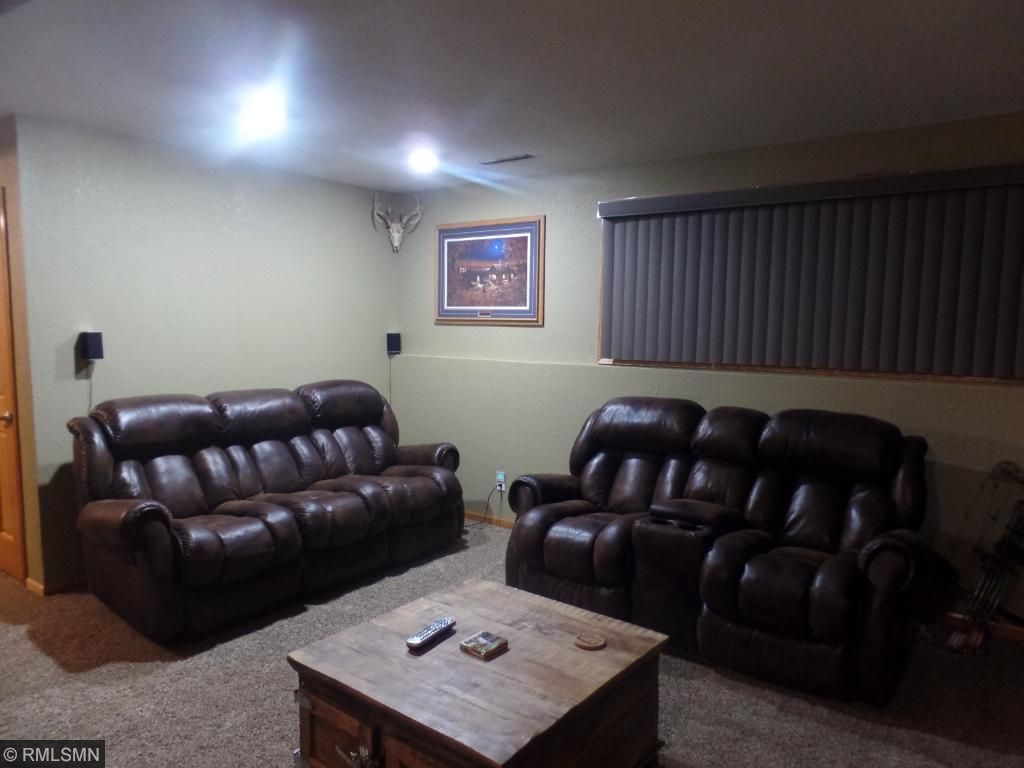 1016 3 12 Ave N