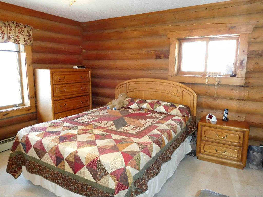 22798 County 80