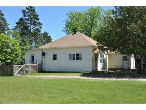 1574 W Goose Lake Trl NW