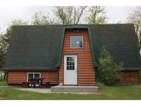 1574 W Goose Lake Trl NW