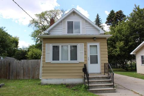 1017 3rd Ave N
