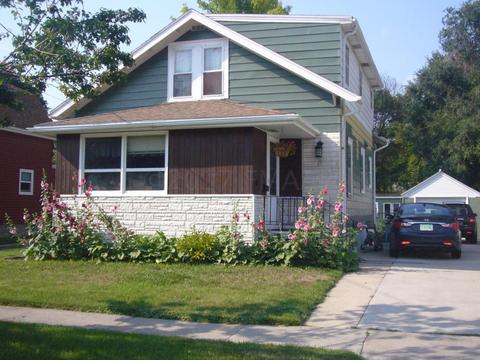 1017 3rd Ave N