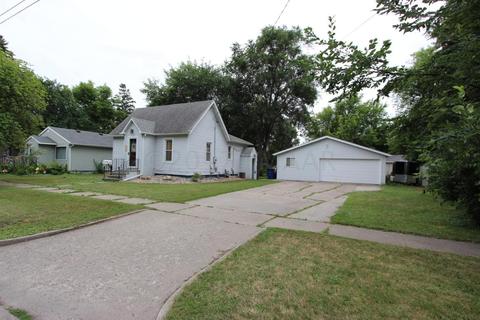 1017 3rd Ave N