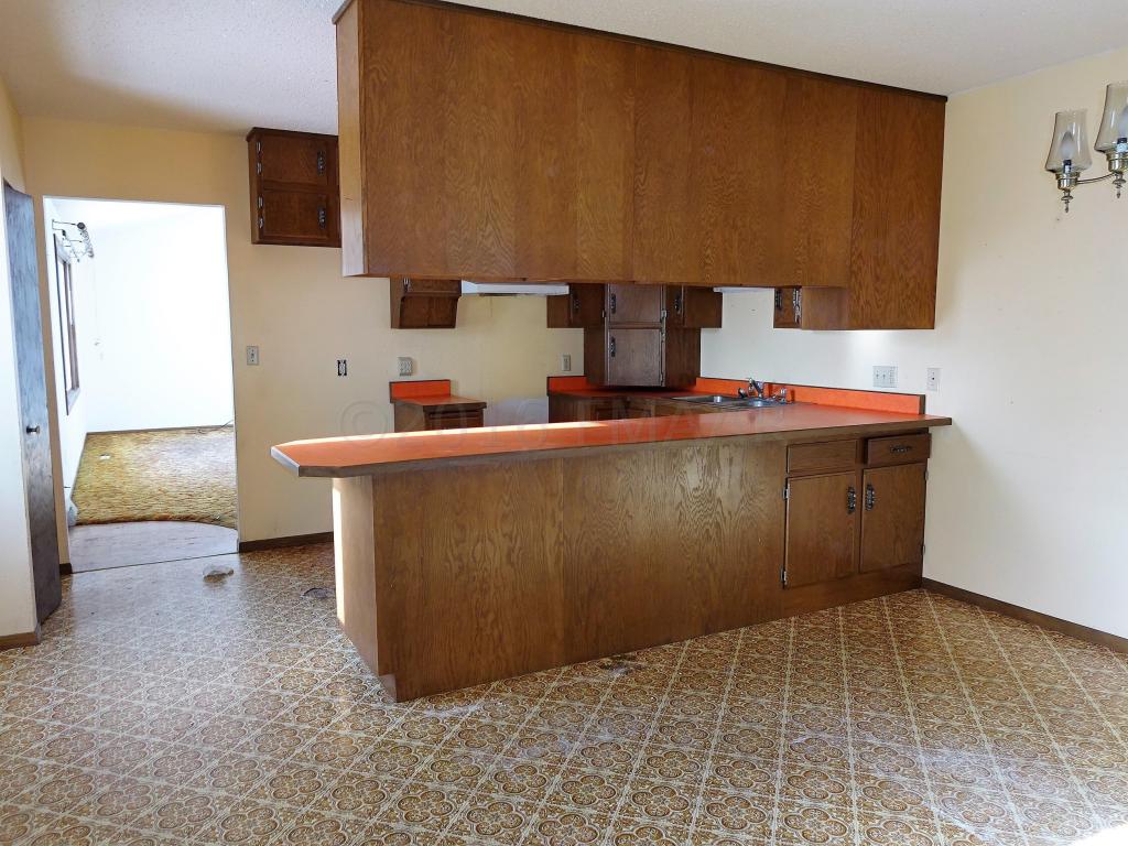 402 Northern Pacific Ave W