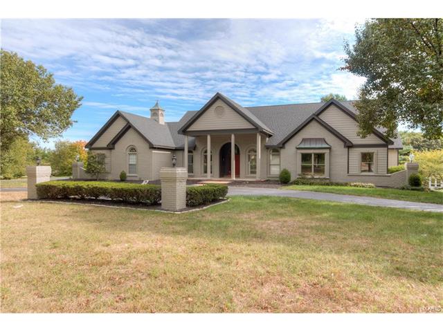 1 Crownhill Ln
