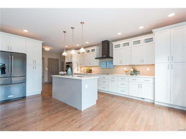 1 Crownhill Ln