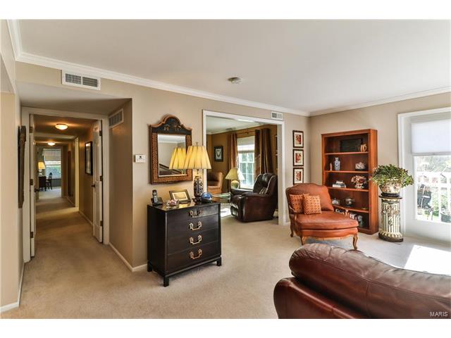 324 Holloway Ridge Ct