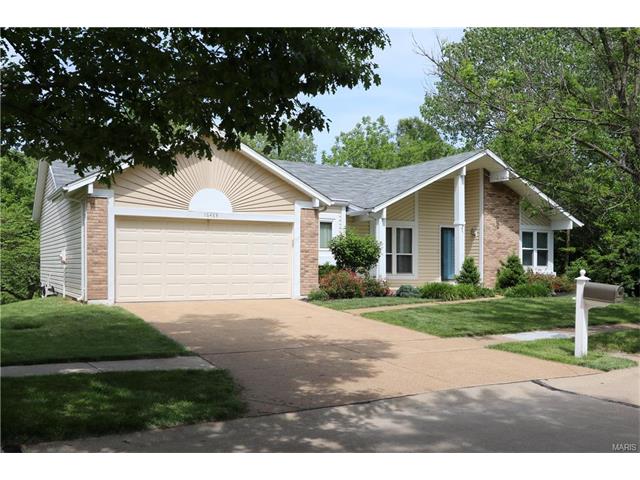 For Sale: 16463 Fullerton Meadows Dr Ballwin, MO 63011