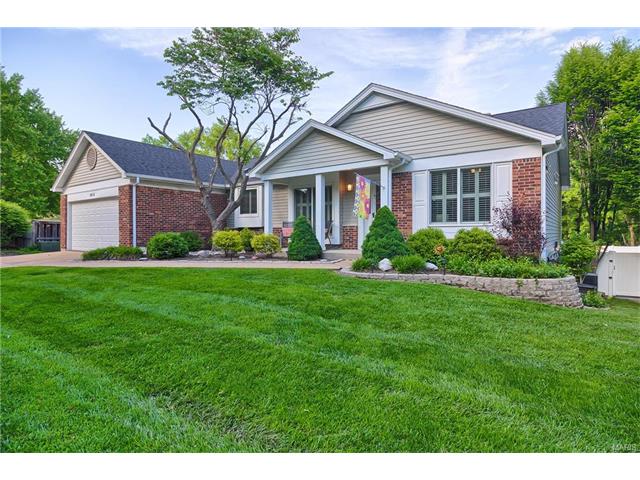 For Sale: 2406 Forest Leaf Pkwy Ballwin, MO 63011