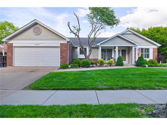 For Sale: 2406 Forest Leaf Pkwy Ballwin, MO 63011