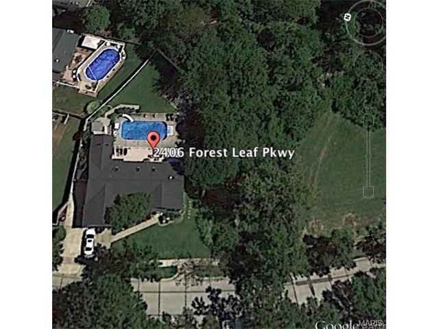 For Sale: 2406 Forest Leaf Pkwy Ballwin, MO 63011