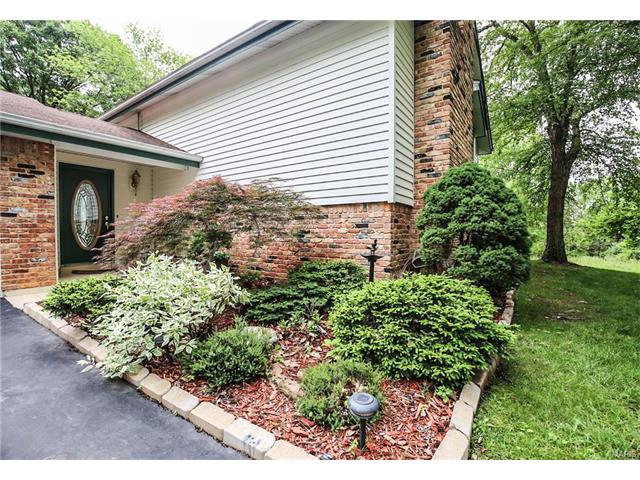 For Sale: 624 Henry Ave Ballwin, MO 63011
