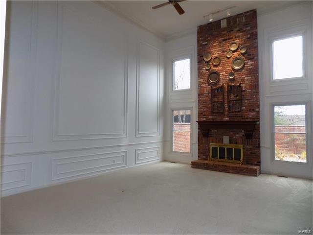 710 Willow Spring Hill Ct