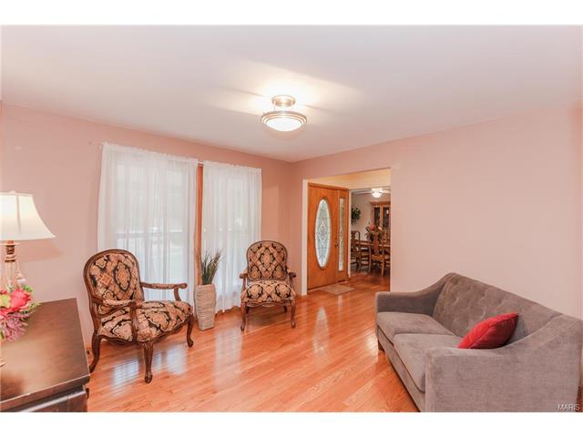 15431 Pickett Ct