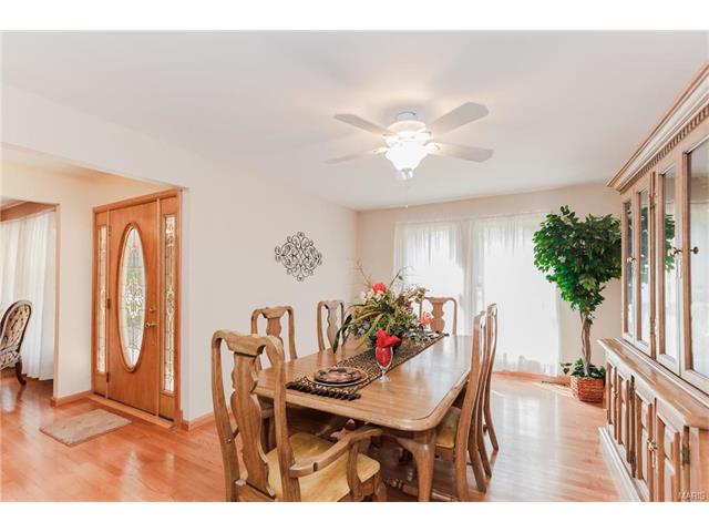 15431 Pickett Ct