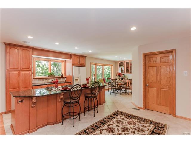 15431 Pickett Ct