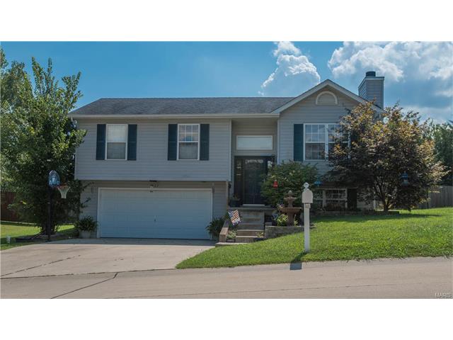 207 Lexington Ct