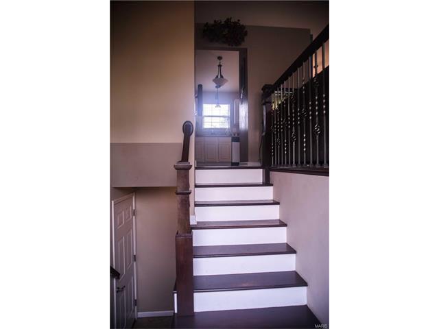 207 Lexington Ct