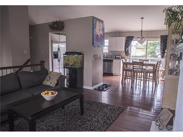 207 Lexington Ct