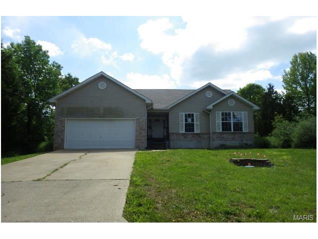 For Sale: 204 Paine Dr De Soto, MO 63020