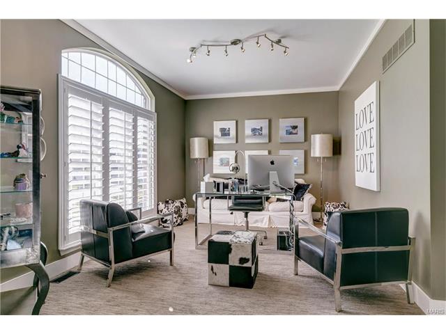 For Sale: 731 Castle Tower Dr Ballwin, MO 63021