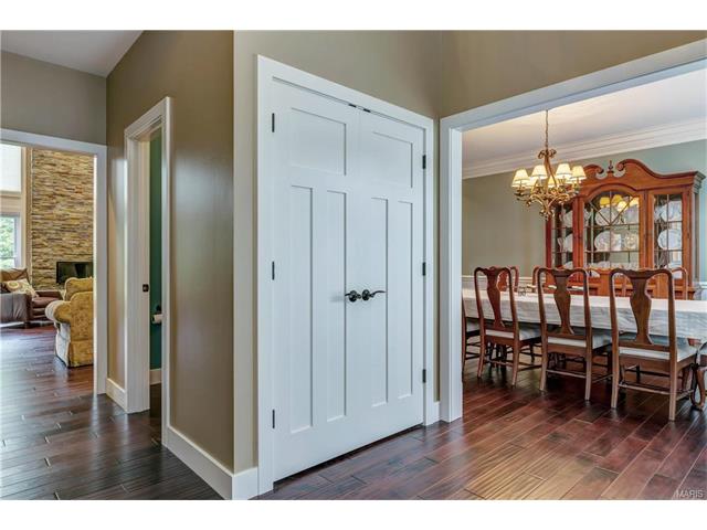For Sale: 511 Westonridge Ballwin, MO 63021
