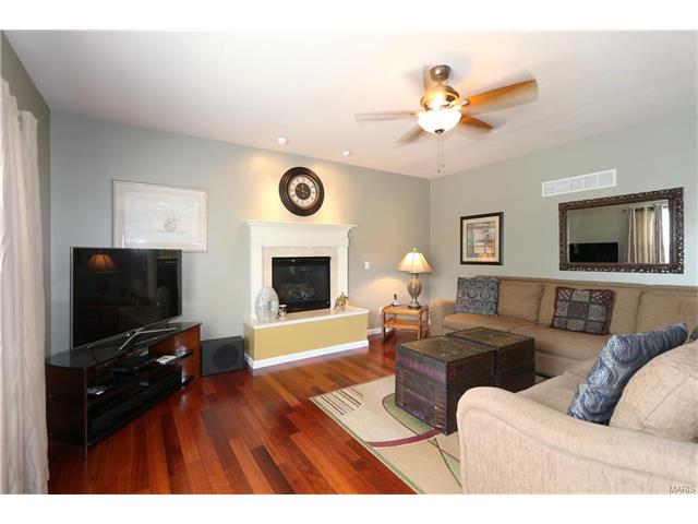 For Sale: 1116 Dogwood Ln Ballwin, MO 63021