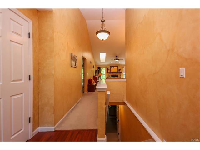 1521 Berry Leaf Ct Ballwin, MO 63021