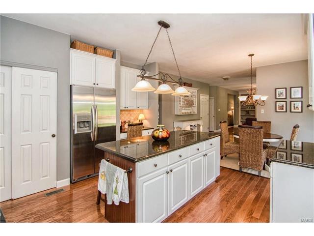1640 Spring Chase, Fenton MO 63026
